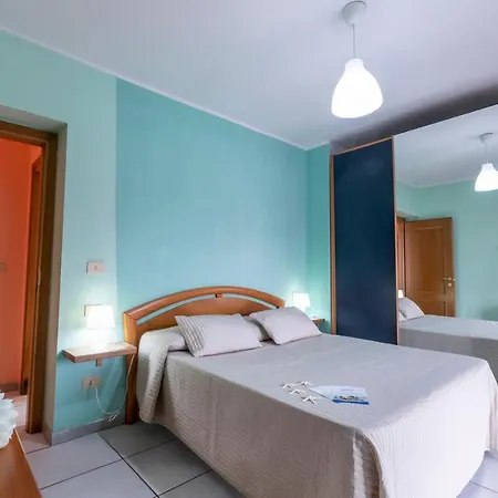 Апартаменты Orsa Maggiore Sud Silvi Vacanza Сильви-Марина