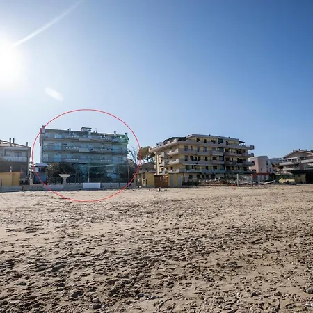 Orsa Maggiore Sud Silvi Vacanza * Сильви-Марина